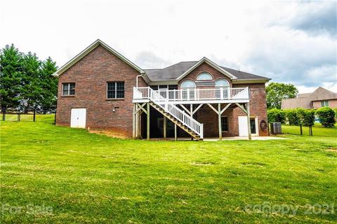4085 Barnhardt St, Hickory, NC 28602 photo 6