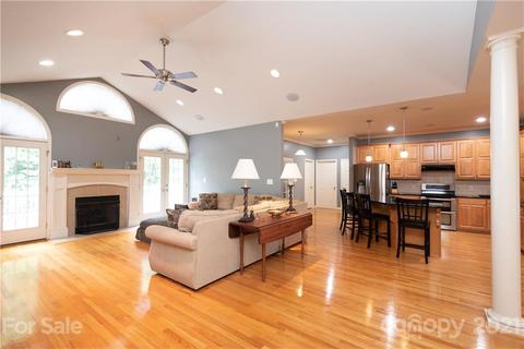 4085 Barnhardt St, Hickory, NC 28602 photo 13