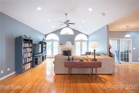 4085 Barnhardt St, Hickory, NC 28602 photo 10