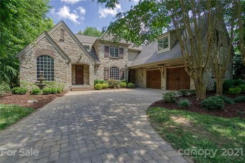 19417 River Falls Dr, Davidson, NC 28036 photo 2