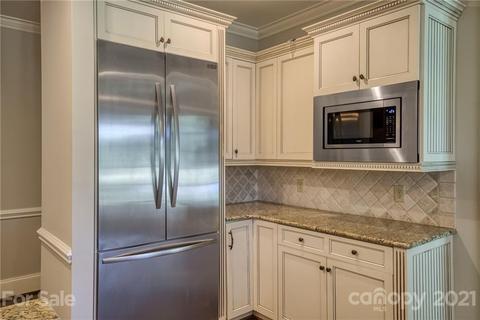 19417 River Falls Dr, Davidson, NC 28036 photo 10