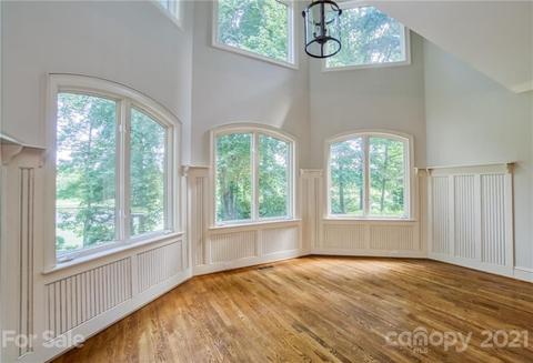 19417 River Falls Dr, Davidson, NC 28036 photo 12
