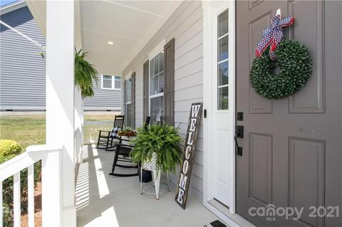 18809 Bartlette Creek Dr, Davidson, NC 28036 photo 4