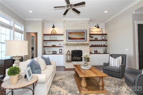 18809 Bartlette Creek Dr, Davidson, NC 28036 photo 8