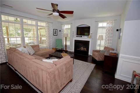20200 Tailwind Ln, Cornelius, NC 28031 photo 3