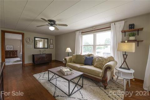 16 First St, Canton, NC 28716 photo 5