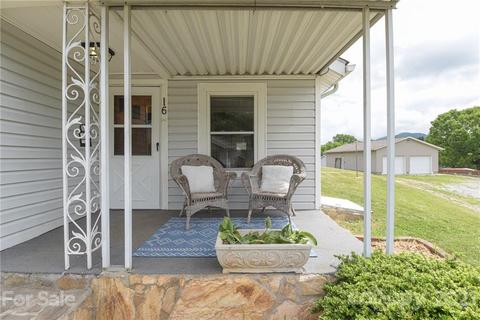 16 First St, Canton, NC 28716 photo 2