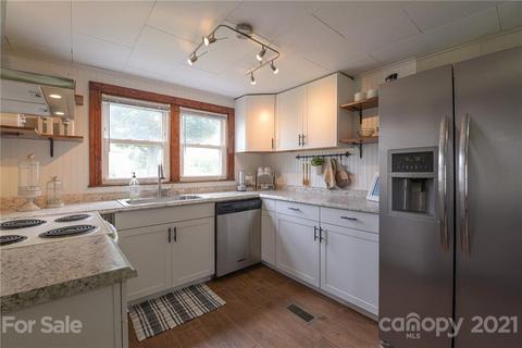 16 First St, Canton, NC 28716 photo 15