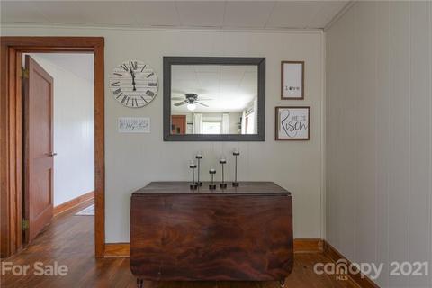16 First St, Canton, NC 28716 photo 9