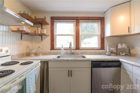 16 First St, Canton, NC 28716 photo 16