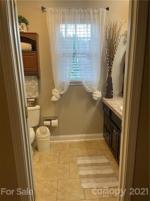 219 Pine Meadows Cir, Hickory, NC 28601 photo 16