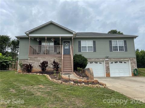 219 Pine Meadows Cir, Hickory, NC 28601 photo 1