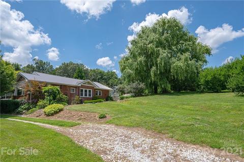 950 Staton Rd, Flat Rock, NC 28731 photo 1