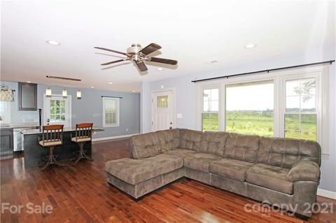 2025 White Rd, Mount Ulla, NC 28125 photo 6