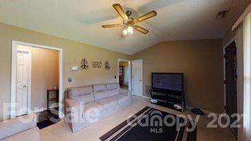 2001 Fieldridge Ln, Monroe, NC 28110 photo 9