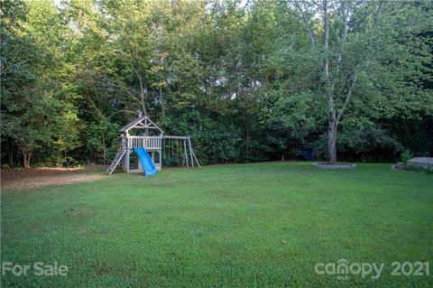 20105 Washam St, Cornelius, NC 28031 photo 2