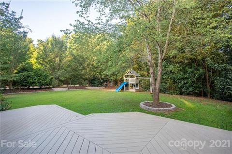 20105 Washam St, Cornelius, NC 28031 photo 3