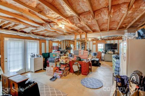 21 E Chasis Ct, Mills River, NC 28759 photo 38