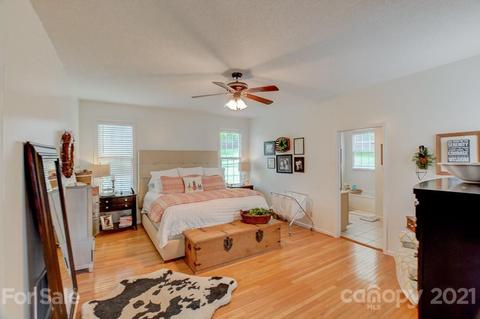 21 E Chasis Ct, Mills River, NC 28759 photo 18
