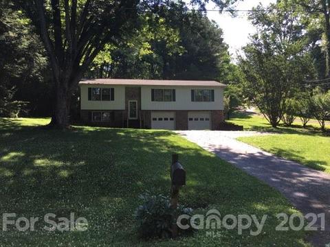 197 W High Acres Dr, Purlear, NC 28665 photo 1