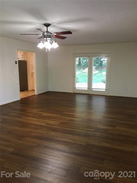 197 W High Acres Dr, Purlear, NC 28665 photo 25