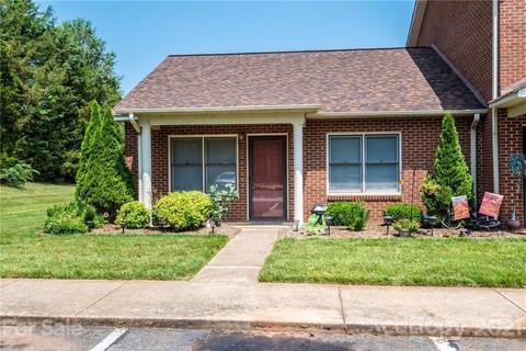 102 Brandywine Dr #B-1, Conover, NC 28613 photo 2