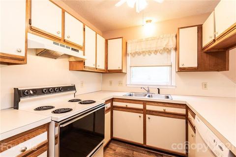 102 Brandywine Dr #B-1, Conover, NC 28613 photo 12