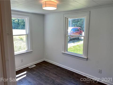 4276 E Maiden Rd, Maiden, NC 28650 photo 9