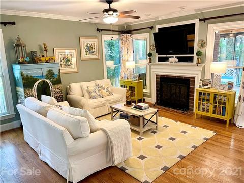207 Mcconnell Dr, Davidson, NC 28036 photo 3