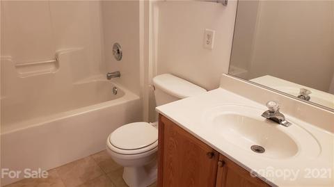 8022 Mariners Pointe Cir, Denver, NC 28037 photo 17