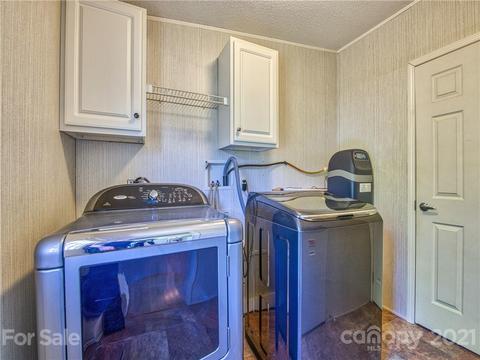 156 Over Hill Dr, Clyde, NC 28721 photo 27