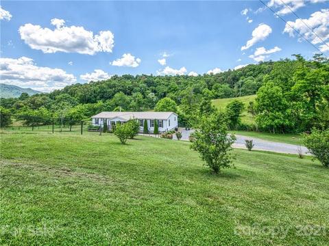 156 Over Hill Dr, Clyde, NC 28721 photo 3