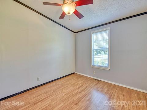 156 Over Hill Dr, Clyde, NC 28721 photo 26