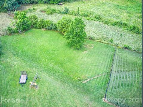 156 Over Hill Dr, Clyde, NC 28721 photo 11
