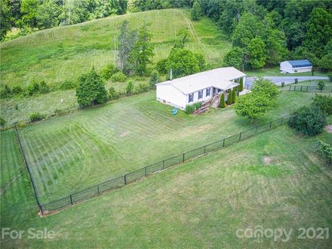 156 Over Hill Dr, Clyde, NC 28721 photo 2