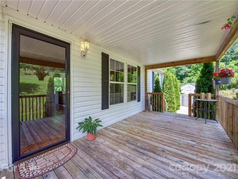 156 Over Hill Dr, Clyde, NC 28721 photo 7