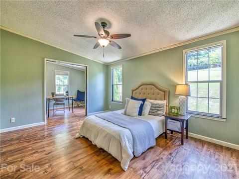 156 Over Hill Dr, Clyde, NC 28721 photo 8