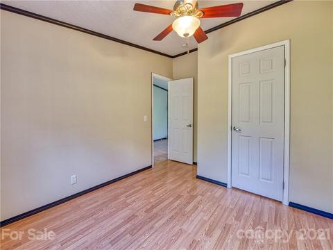 156 Over Hill Dr, Clyde, NC 28721 photo 23