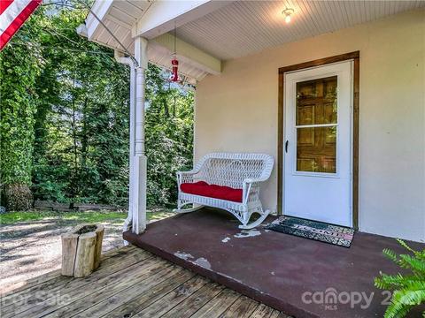 261 Phillips Ln, Spruce Pine, NC 28777 photo 8