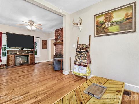 261 Phillips Ln, Spruce Pine, NC 28777 photo 14