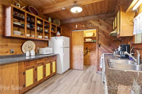 35 Spring Brook Dr, Mars Hill, NC 28754 photo 15