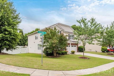 305 Allspice Rd, Fort Mill, SC 29708 photo 3