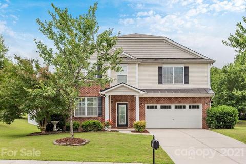 305 Allspice Rd, Fort Mill, SC 29708 photo 2