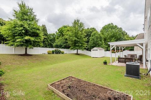 305 Allspice Rd, Fort Mill, SC 29708 photo 4