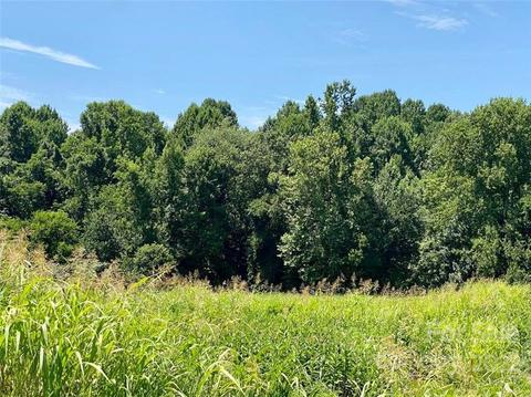 143 Stagecrest Dr, Harmony, NC 28634 photo 2