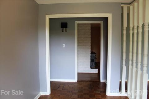 4043 Buff St, Hickory, NC 28602 photo 8