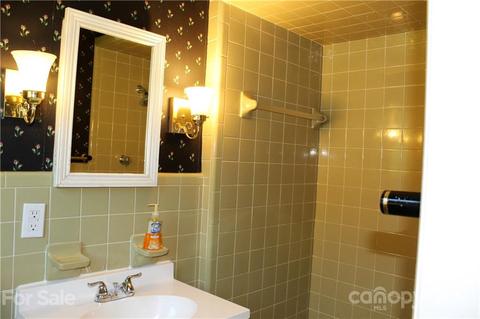 4043 Buff St, Hickory, NC 28602 photo 30