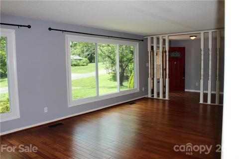 4043 Buff St, Hickory, NC 28602 photo 13