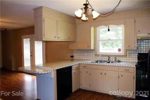 4043 Buff St, Hickory, NC 28602 photo 14