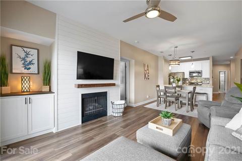 18775 Vineyard Point Ln, Cornelius, NC 28031 photo 9